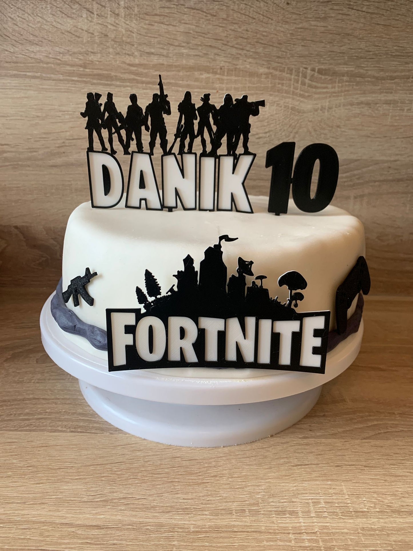 Cake Punch - Fortnite 1