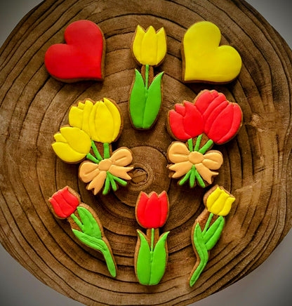 Bouquet of tulips cutter