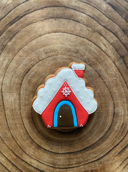 Snowy house cookie cutter